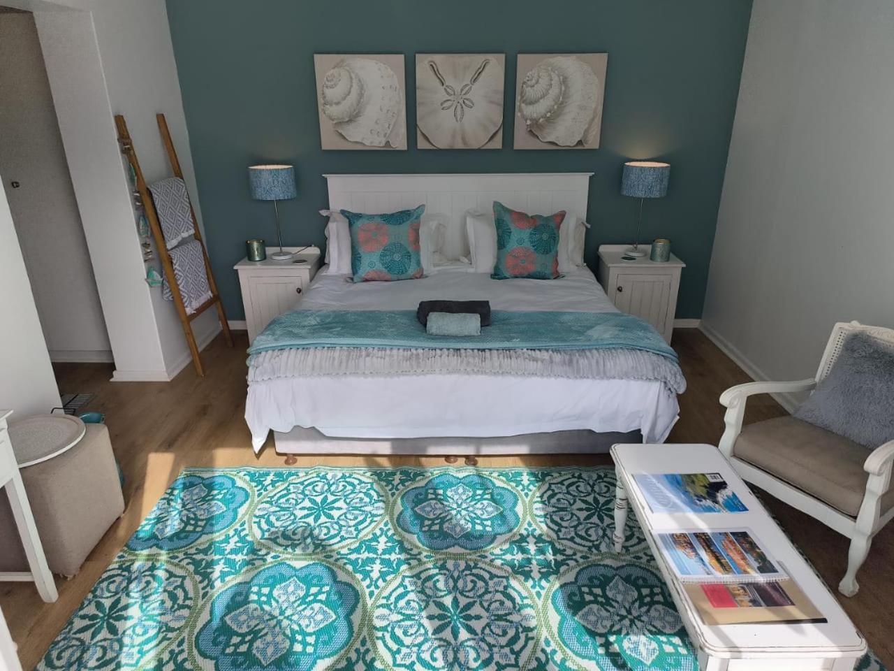 African Breeze Guesthouse Knysna Exteriör bild