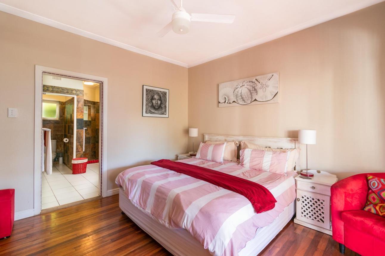 African Breeze Guesthouse Knysna Exteriör bild