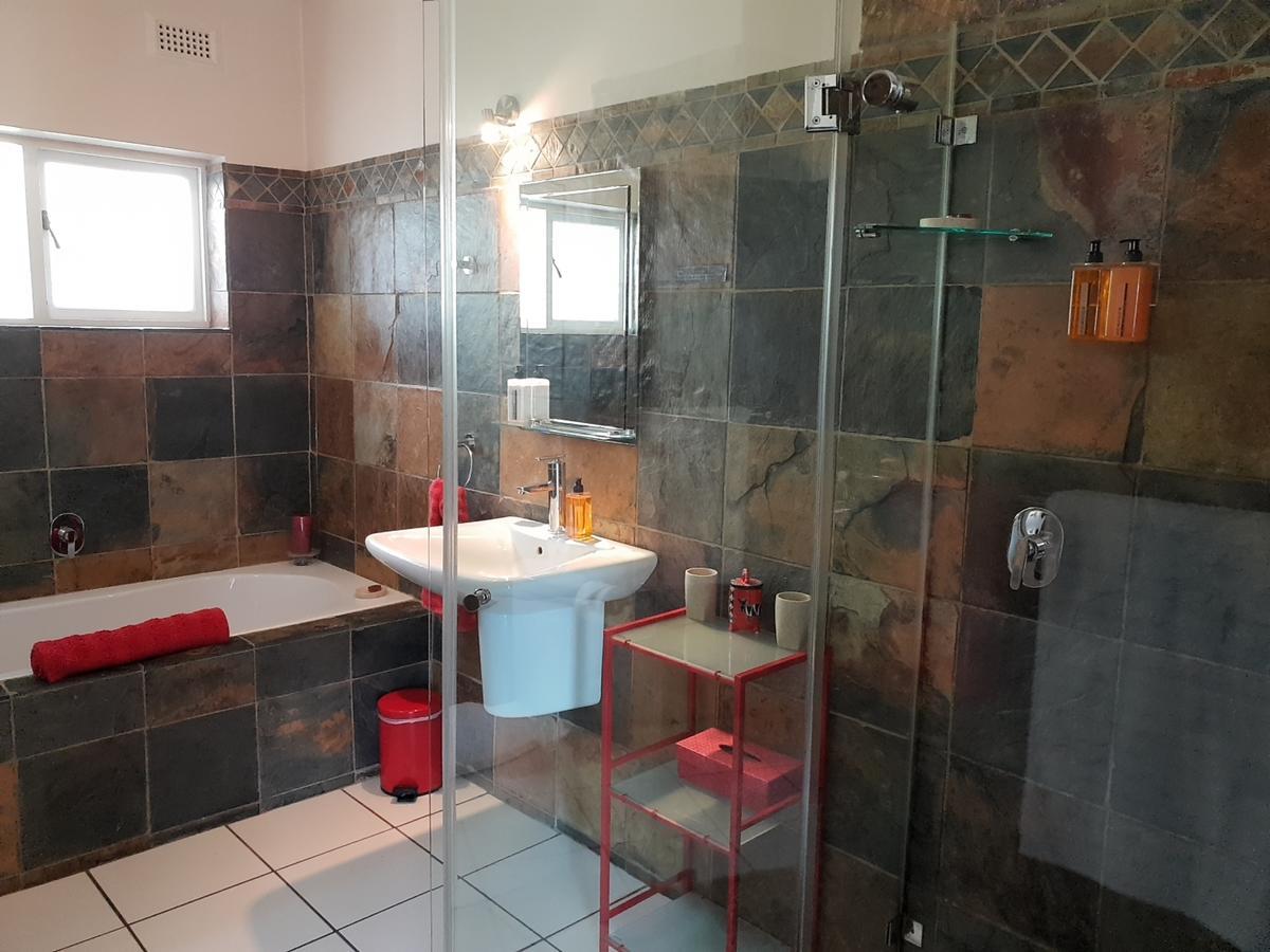 African Breeze Guesthouse Knysna Exteriör bild